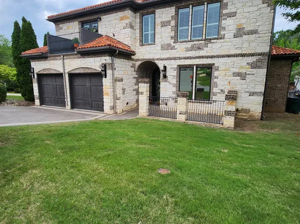 11 La Scala Ct, Little Rock, AR 72212