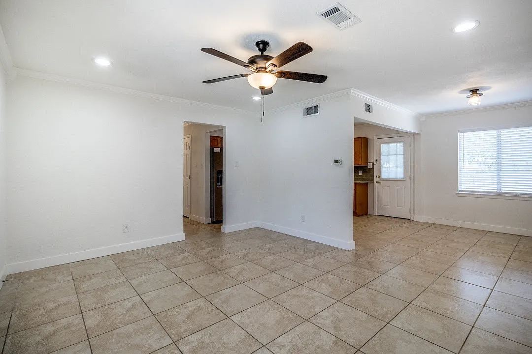 Building Photo - 5217 Kiamesha Way