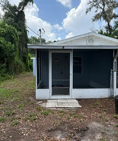 1706 E Emma St #A — Photo 2