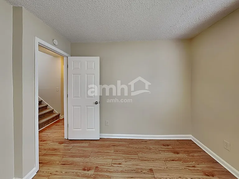 228 Kings Cv — Photo 16