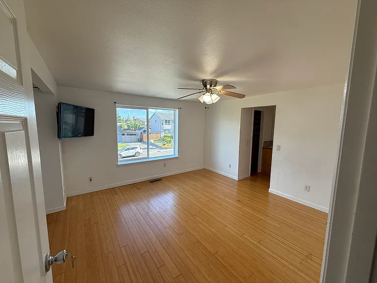 11940 SE 260th Pl — Photo 16