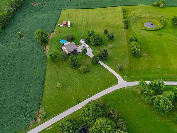 4th image of 1650 McCubbins Rd