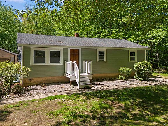 3rd image of 125 Blackwater Road
