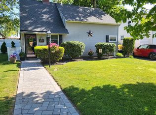 540 Cook Ave, Middlesex, NJ 08846