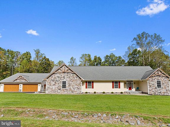 2nd image of 39560 Jacobs Ln
