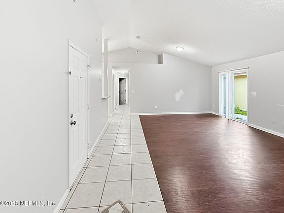 3rd image of 10725 MEADOWLEA Drive