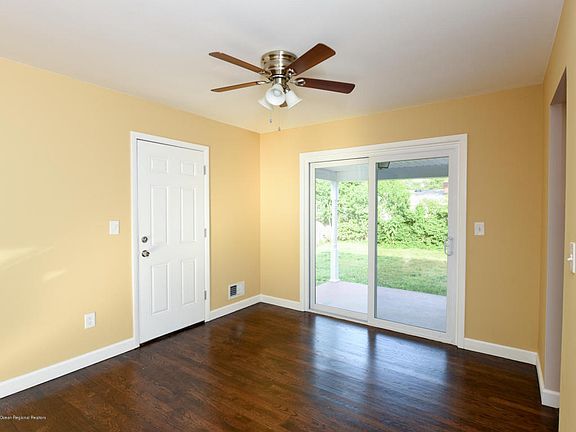 5th image of 29 Marjorie Dr