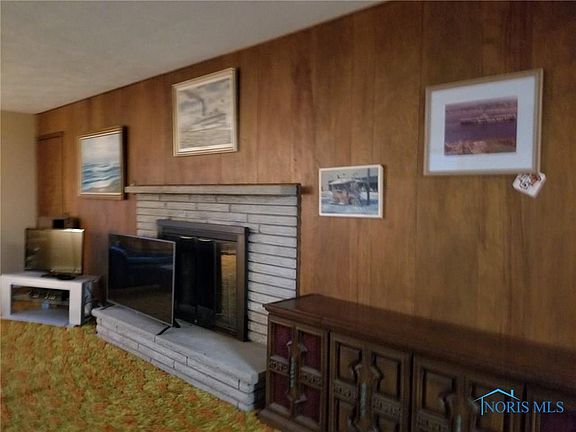2nd image of 3065 Gwilym Dr