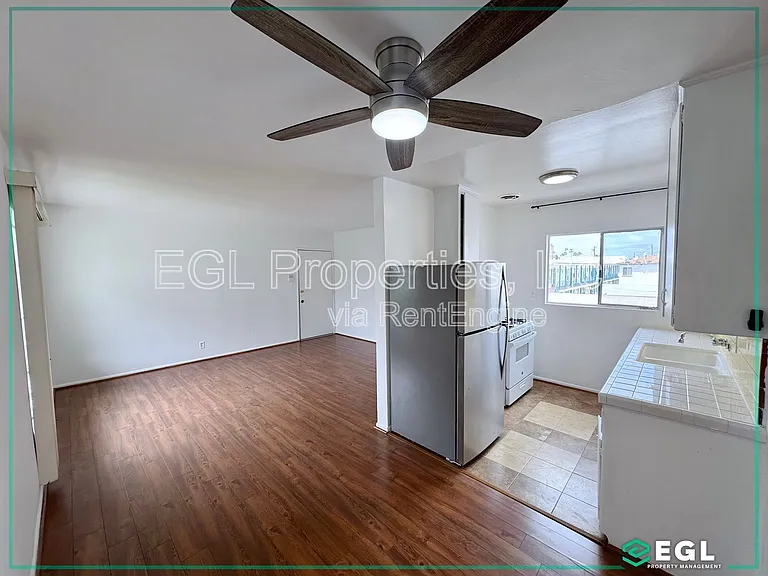 1211 N New Hampshire Ave #13 — Photo 5