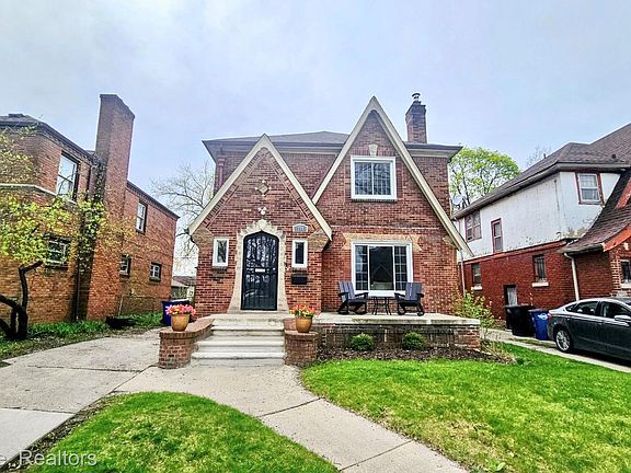 3rd image of 17511 Monica St