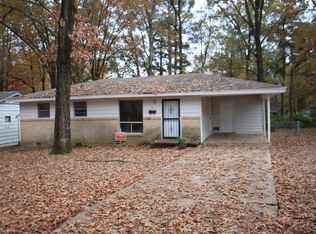 19 Exeter Dr, Little Rock, AR 72209