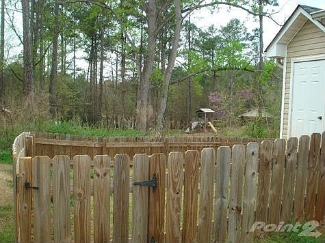 fencedyard
