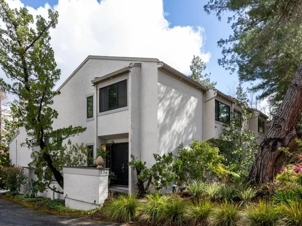 136 Sand Hill Cir, Menlo Park, CA 94025