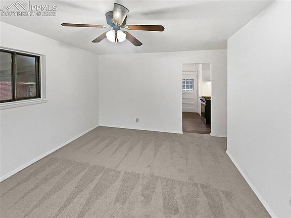 3rd image of 2127 Saranac Dr