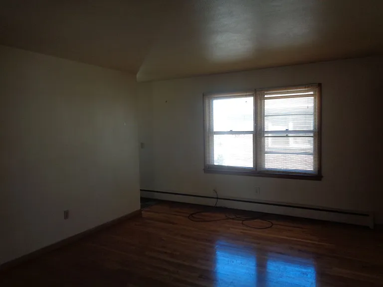 1135 E Gorham St — Photo 6