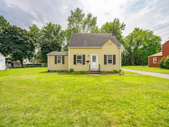 24 Pearl Street, Windsor Locks, CT 06096