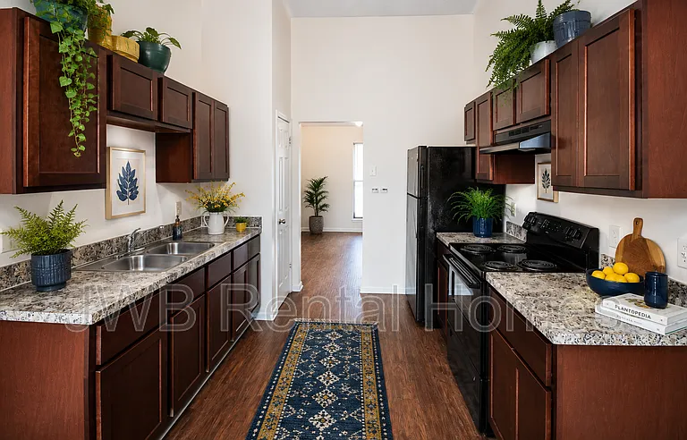 11628 Harts Rd — Photo 3