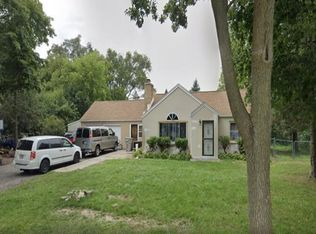 6235 N 104th St, Milwaukee, WI 53225