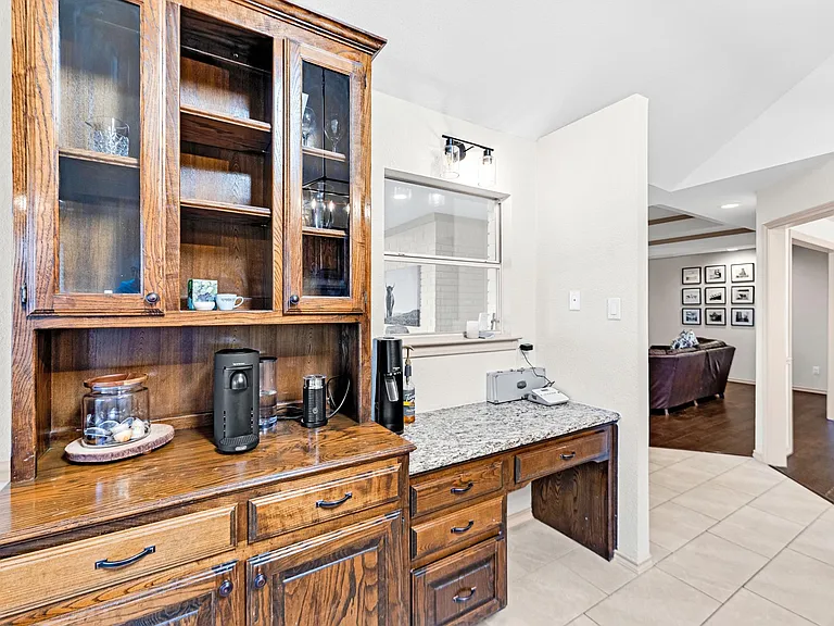 5202 Heatherdale Dr — Photo 25