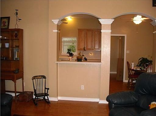 2nd image of 11253 Forest Dr