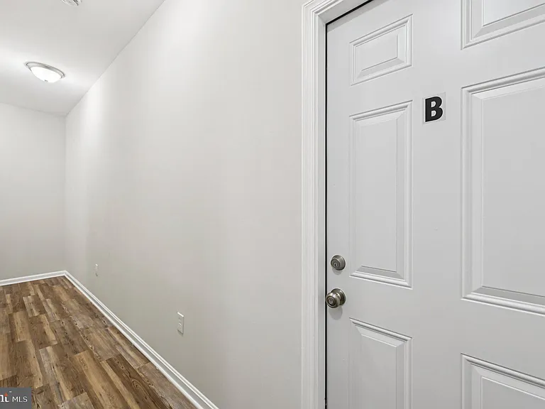 750 Reservoir St #B — Photo 6