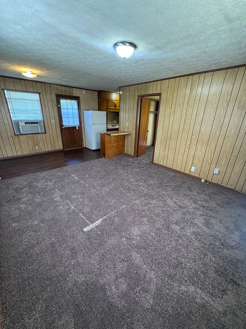 Thomas- 212 — Photo 4