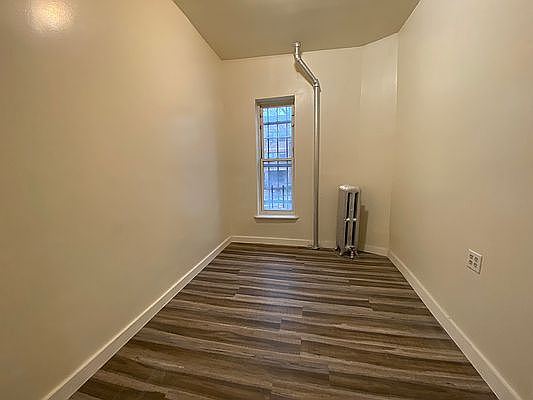 5th image of 257 Saratoga Ave APT 1A