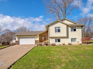 8615 215th St N, Forest Lake, MN 55025