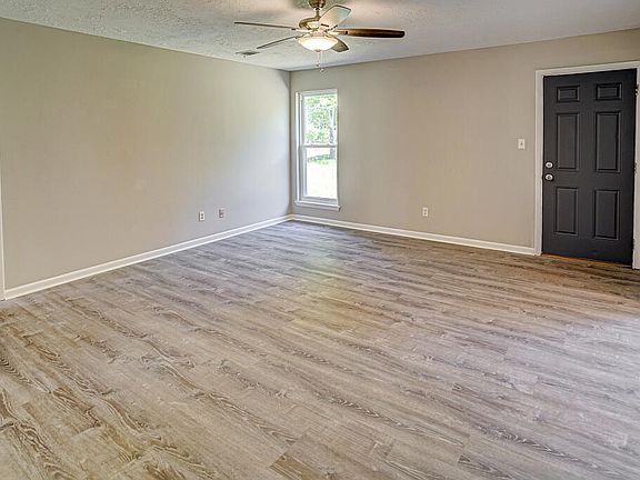 4th image of 2635 Teakwood Dr