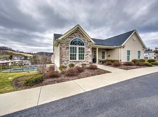 6436 Interlaken Dr, Mc Donald, PA 15057