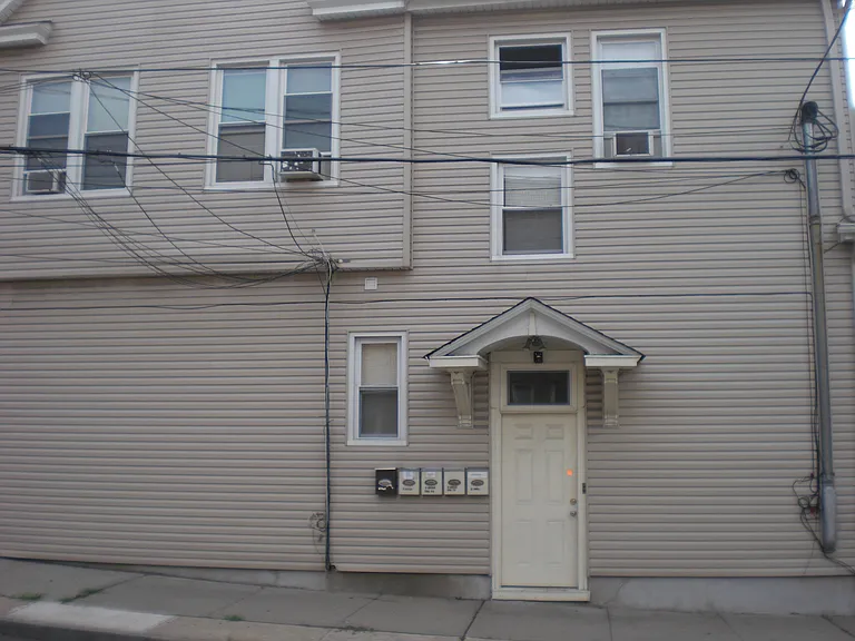 177 Outwater Ln #B-2 — Photo 5