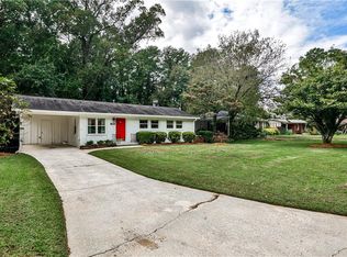 1010 Greenbriar Cir, Decatur, GA 30033