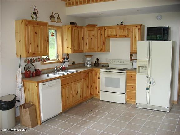 4th image of 17644 Sunny Hill Dr