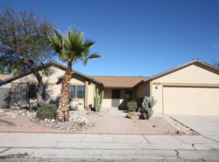 9991 E Domenic Ln, Tucson, AZ 85730