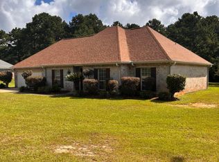 1043 Quail Ridge Dr, McComb, MS 39648