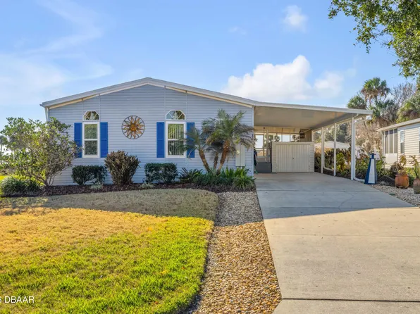 290 Navajo Dr, Oak Hill, FL 32759