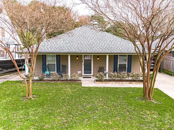 207 Longview Dr, Destrehan, LA 70047
