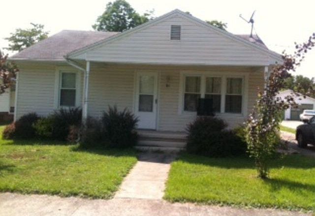 1st image of 81 N Main St