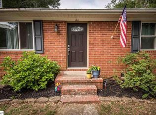 10 Greenfield Ct, Greenville, SC 29615