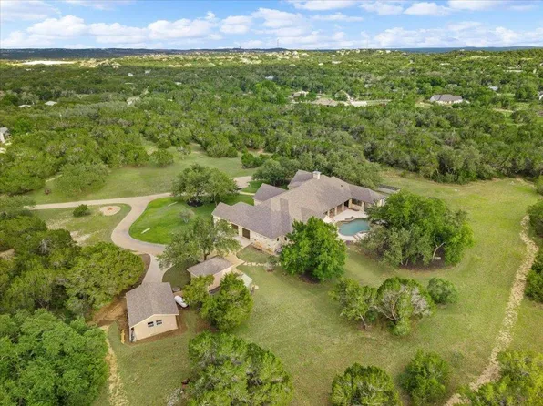 1525 Springlake Dr, Dripping Springs, TX 78620