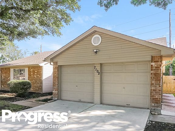 3rd image of 7102 Pickett Dr