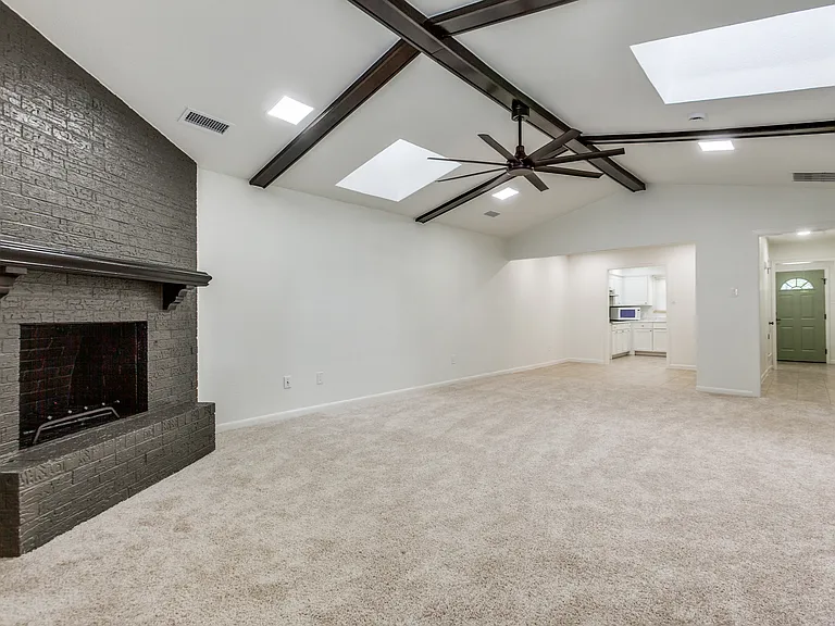 1213 Mill Valley Dr — Photo 4