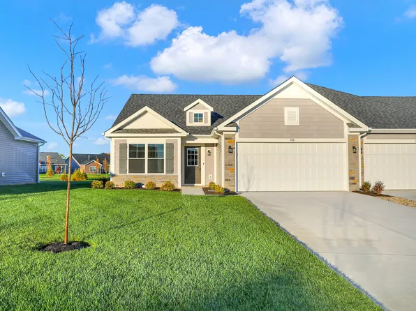 140 Maxim Ct, Cumberland, IN 46229