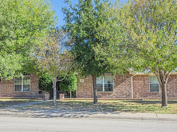 2nd image of 6014 Alamito St