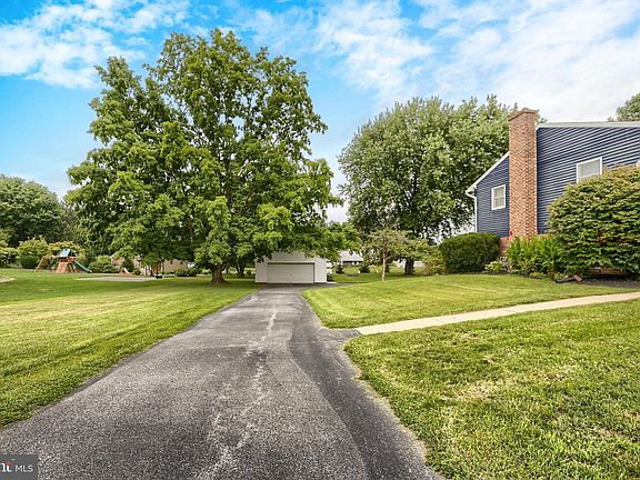 5th image of 205 Reist Rd
