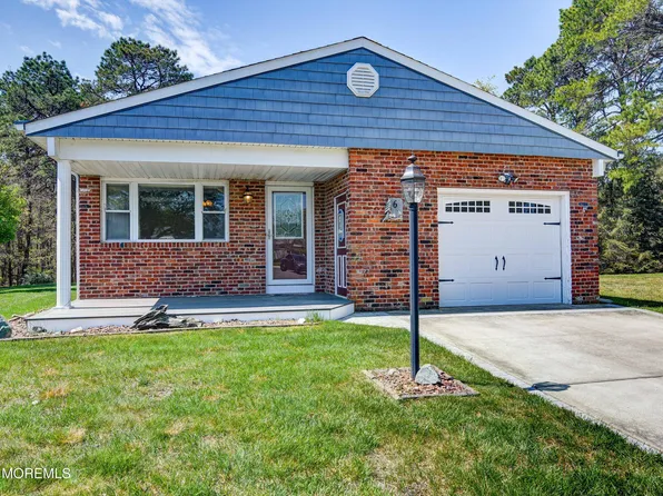 6 Preston Court, Toms River, NJ 08757