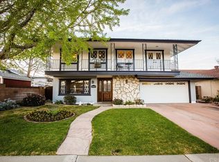19643 Delight St, Santa Clarita, CA 91351
