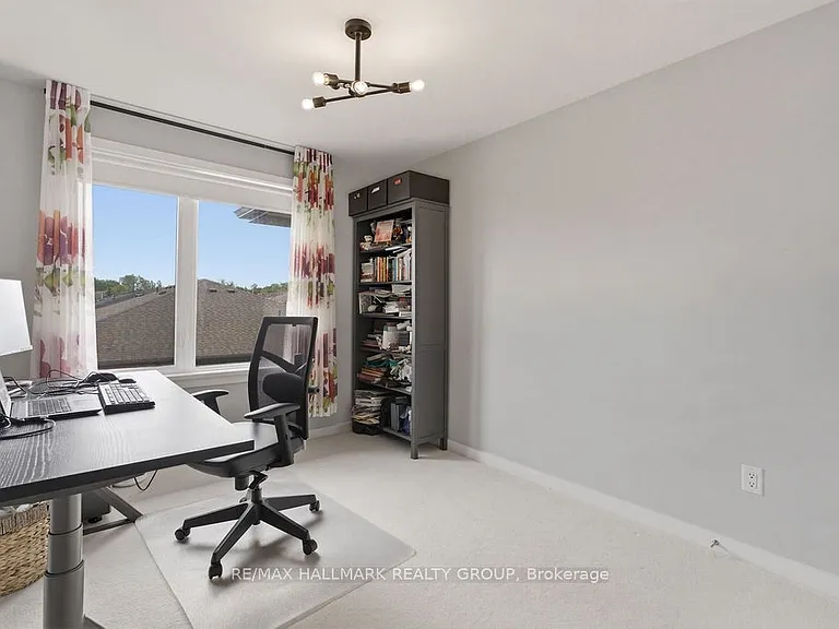 854 Mikinak Rd — Photo 32