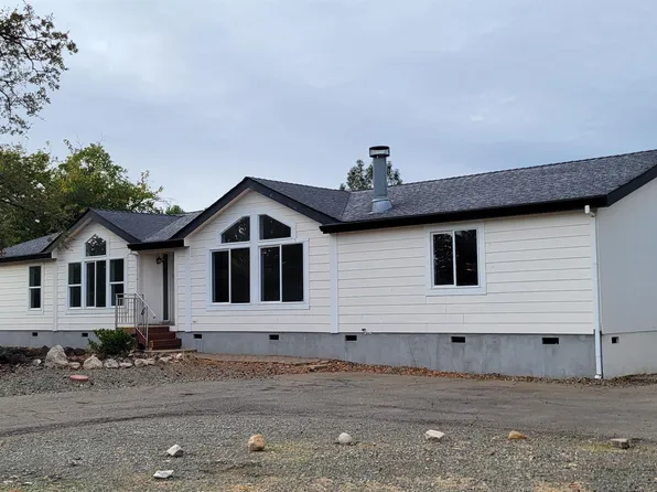 18300 View Point Dr, Anderson, CA 96007