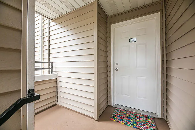 2 bed, 1.0 bath, 1012 sqft, $2,200 — Photo 4